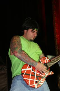 [Image hairball06guybrown484]